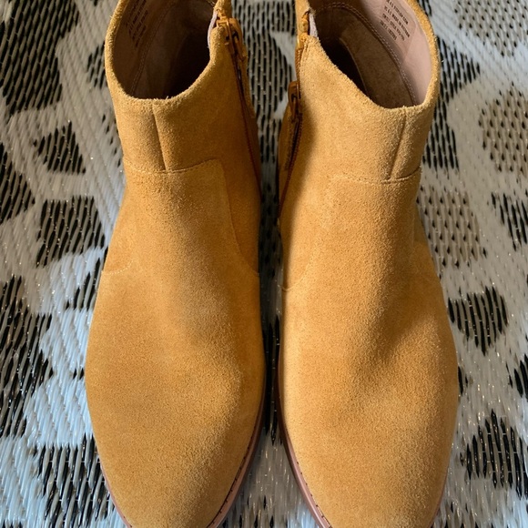 Fitflop Mustard Suede Footwear - Picture 1 of 8